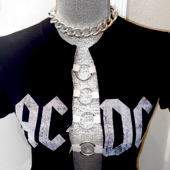 ACDC Cropped Tee - Picture 4 of 4